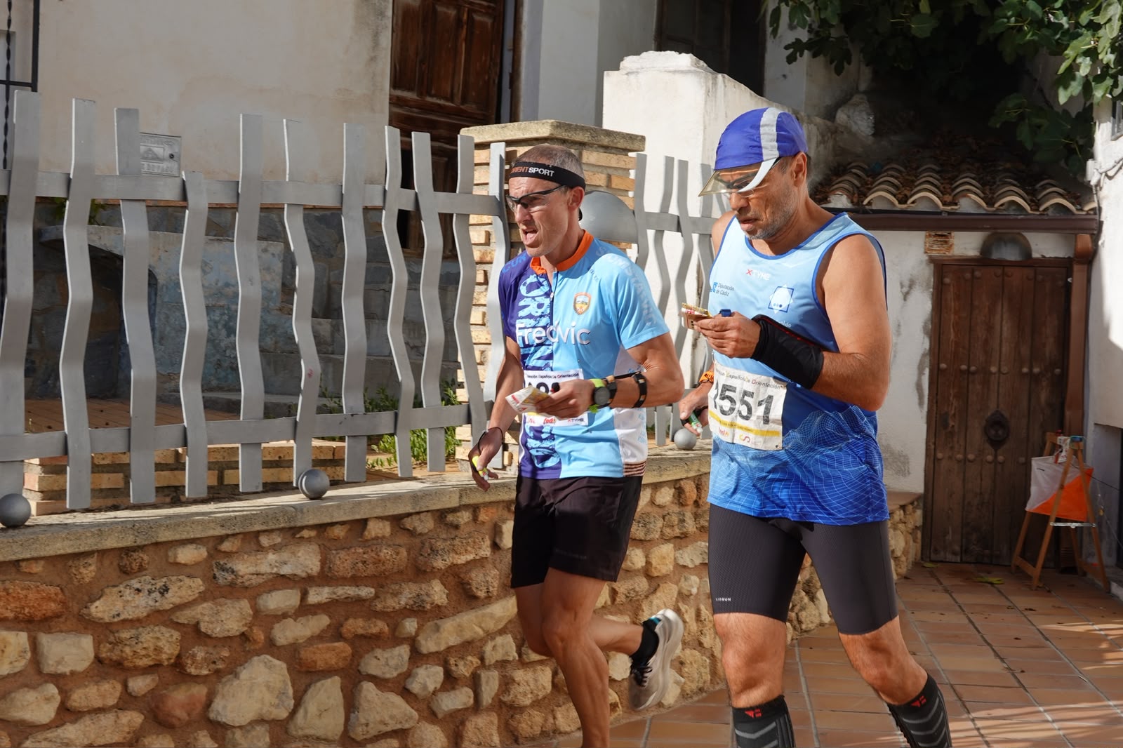 Dos personas corriendo en la Cádiz City Race